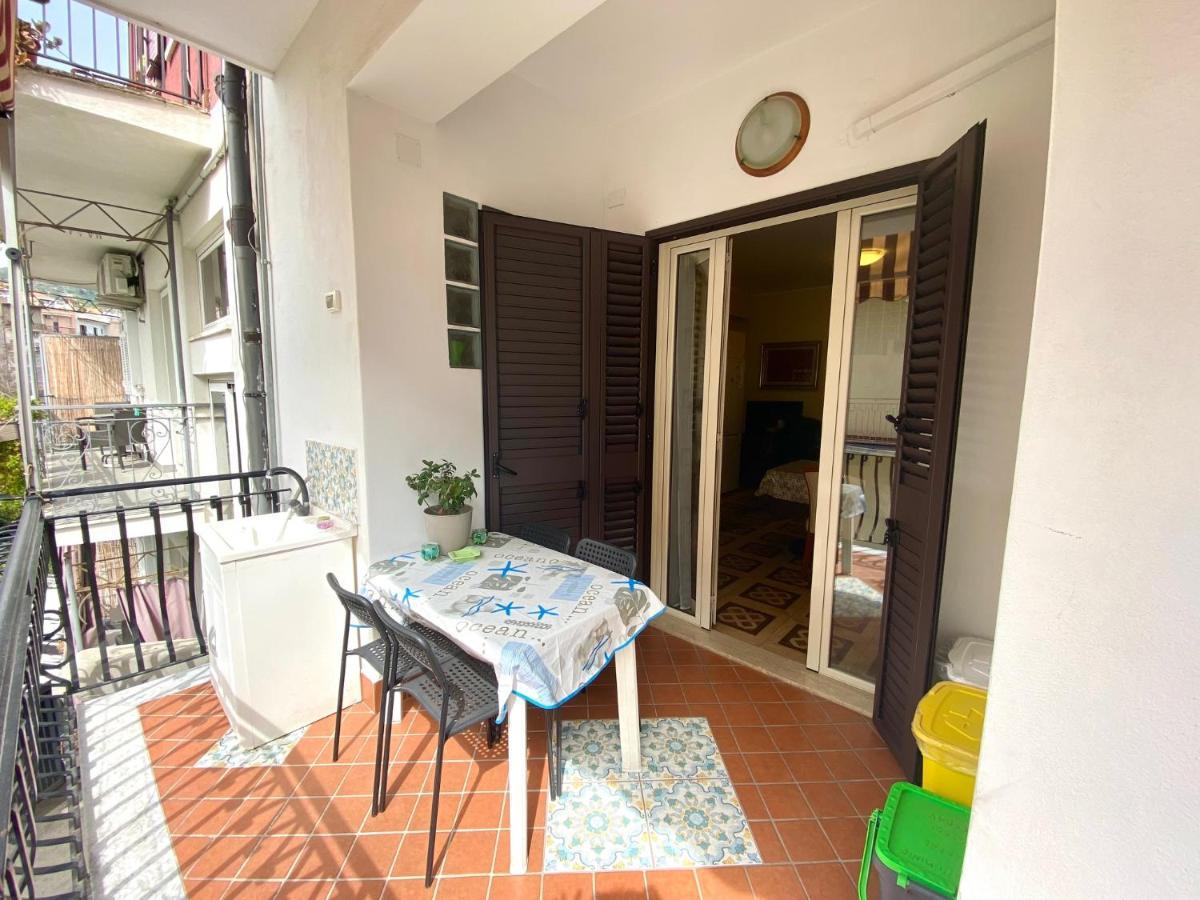 Casa Vacanze Rosy Giardini Naxos Exterior photo
